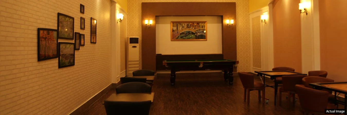 The billiards room at Gaur Saundaryam