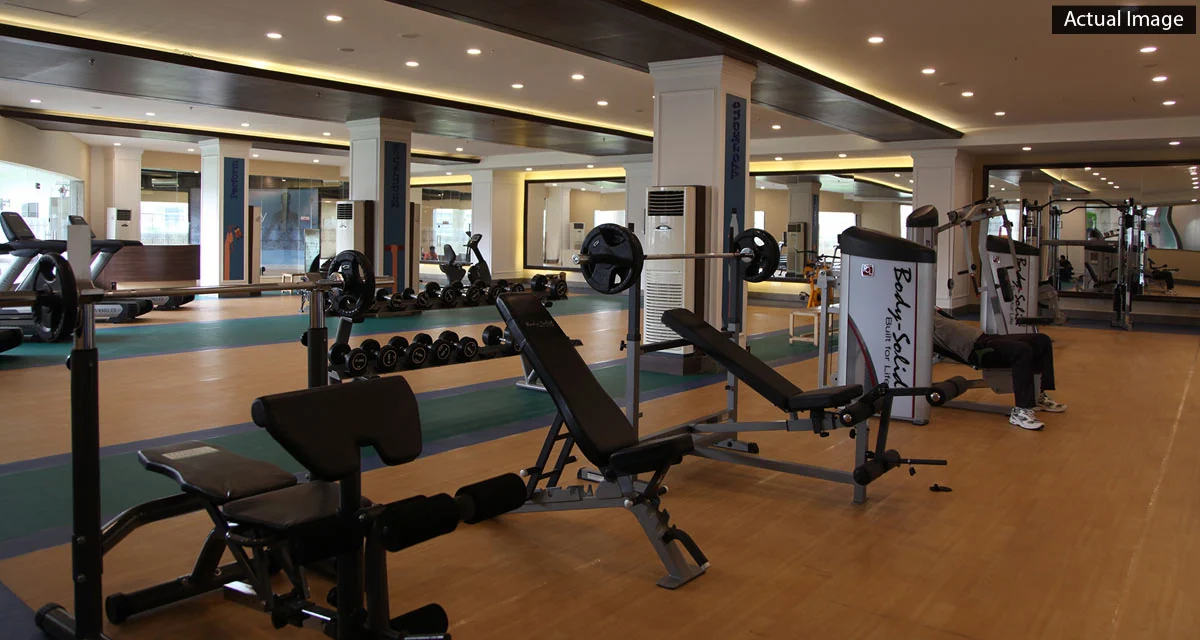 The gymnasium at Gaur Saundaryam